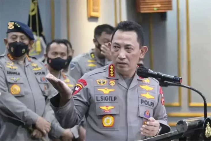 Kapolri Jenderal Pol Listyo Sigit Prabowo memastikan anggota polisi berinisial Aipda M yang terlibat kasus TPPO penjualan ginjal manusia ke Kamboja, sudah diproses pidana. Foto: SINDOnews/Dok